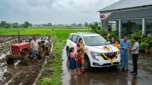 कमकुवत पावसातही ग्रामीण भारतात वाहन खरेदी जोरात; प्रवासी वाहन विक्री 24.9% वाढली, ट्रॅक्टर मात्र अडचणीत